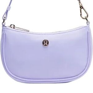 Lululemon City Essentials Mini Bag Lavender